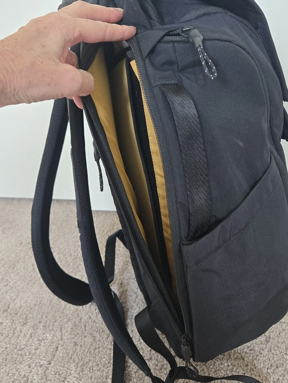 Thule Paramount 27L Backpack Black Laptop Compartment Water-resistant Nylon